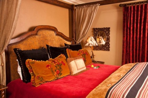 Wort Hotel 003